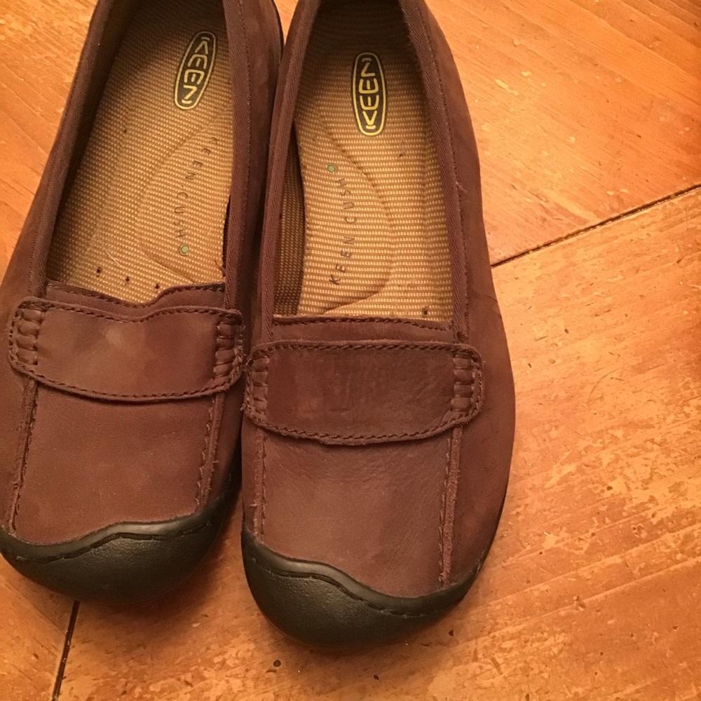 Keen loafers